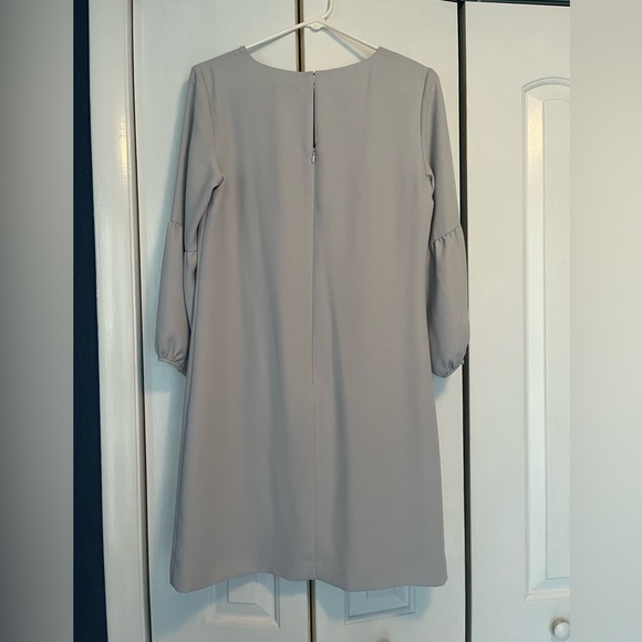 Light grey 100% polyester fully lined knee length dress - Picture 2 of 6